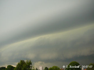 Shelf cloud, klik voor ware grote