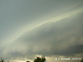 Shelf cloud, klik voor ware grote